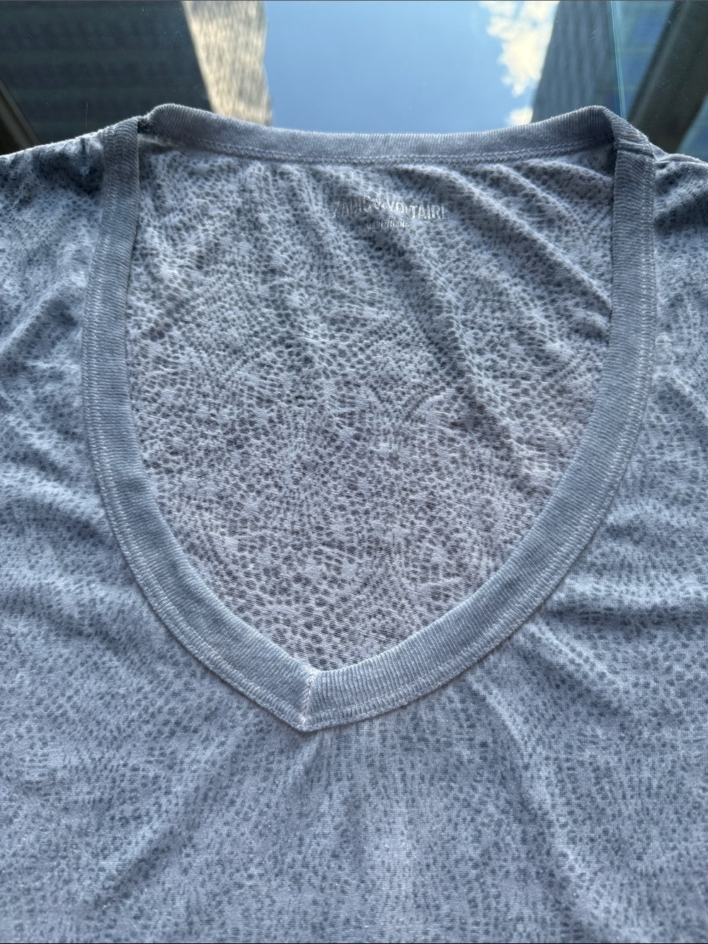 Zadig & Voltaire Time Burn Deep V Neck Short Sleeve Tee Shirt. Size Medium. - Picture 4 of 7